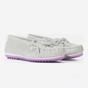 Minnetonka Mint Kilty Plus Water Resistant Suede Leather Moccasins Size 9